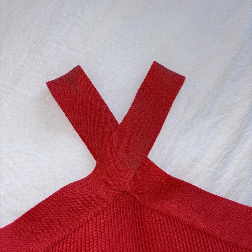 Crisscross Red Ribbed Top - Picture 4 of 5